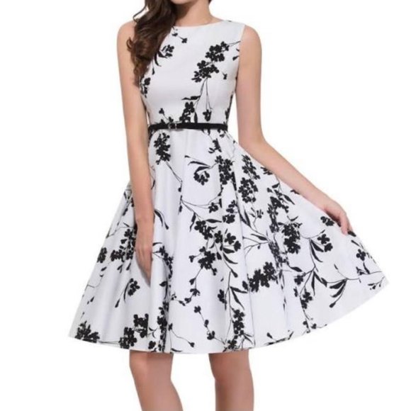 Grace Karin Dresses & Skirts - NEW Grace Karin sleeveless dress.